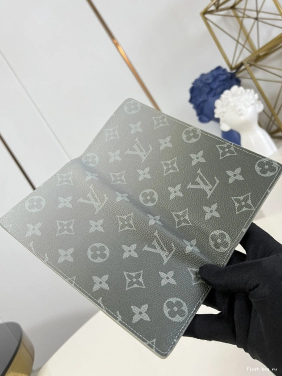 First bag ru LOUIS WALLET-10*19*2cm BRAZZA VUITTON 0725